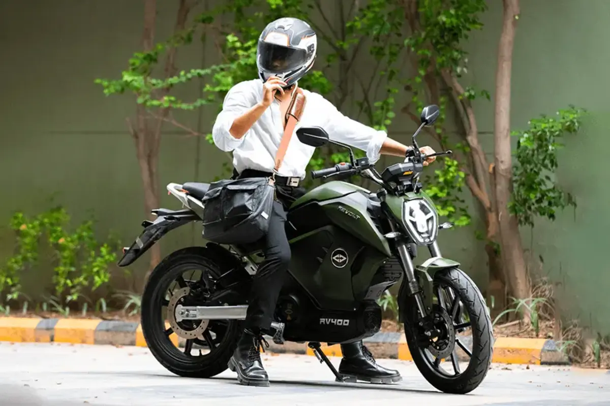 Revolt RV400 Price, Range & Review: क्या यह स्पोर्टी इलेक्ट्रिक बाइक आपके लिए पैसा वसूल विकल्प है?